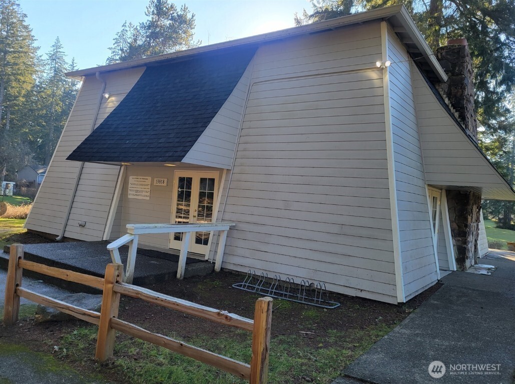 13807 Pinehurst Lane Property Photo 38