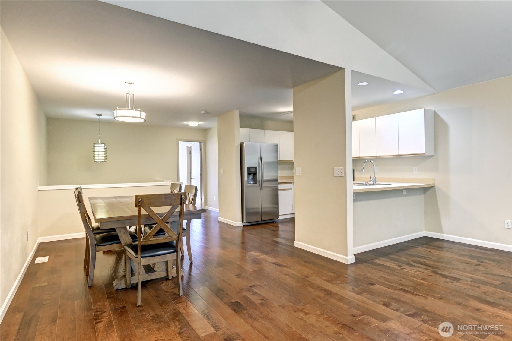 13700 56th Avenue Property Photo 10