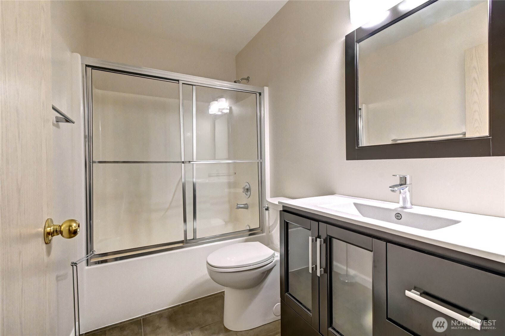 13700 56th Avenue Property Photo 11