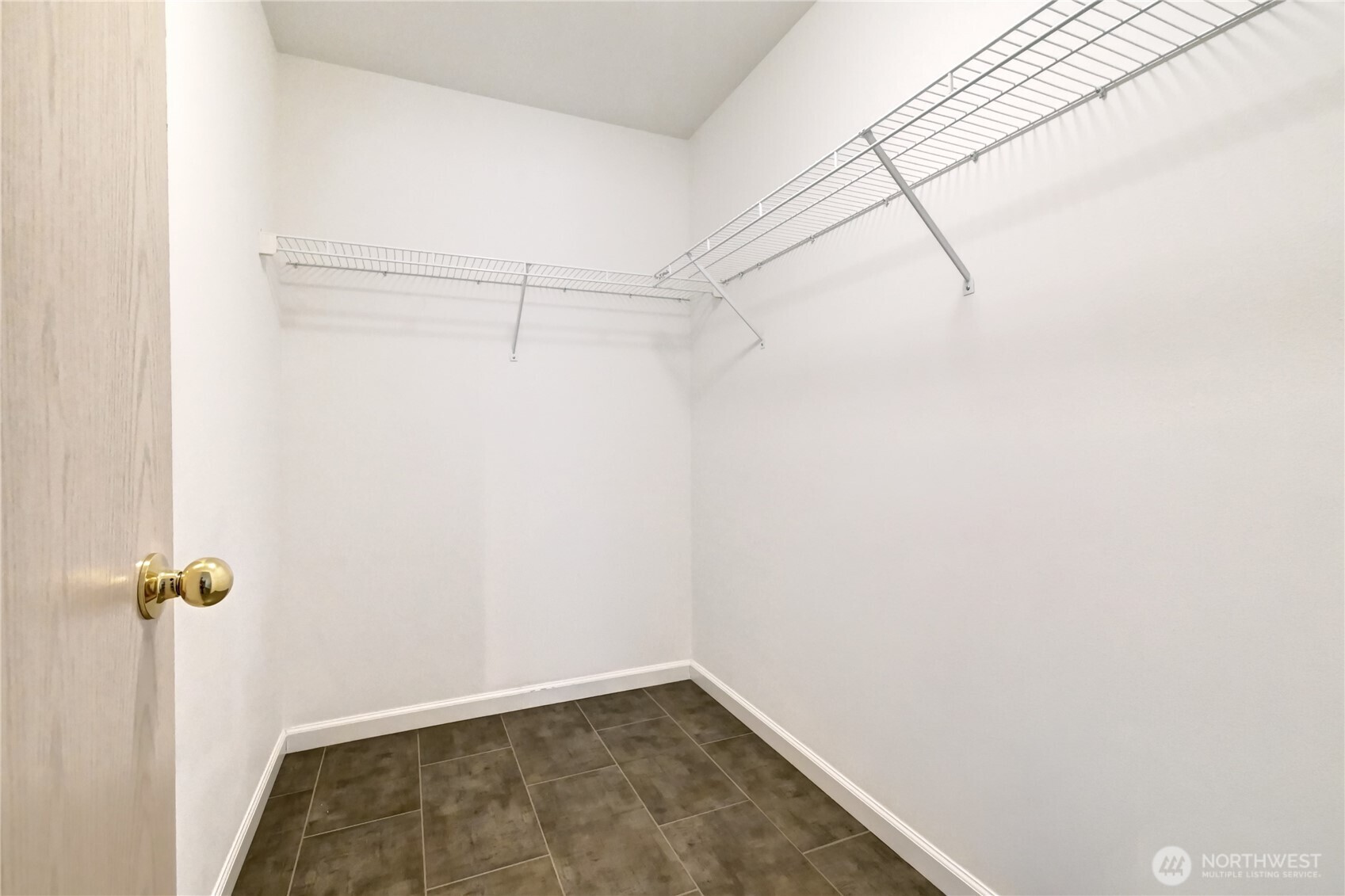 13700 56th Avenue Property Photo 16