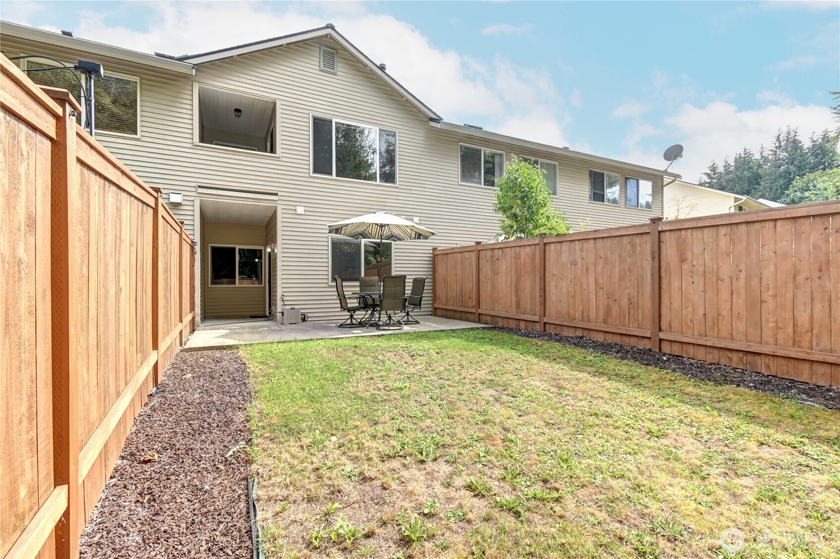 13700 56th Avenue Property Photo 25
