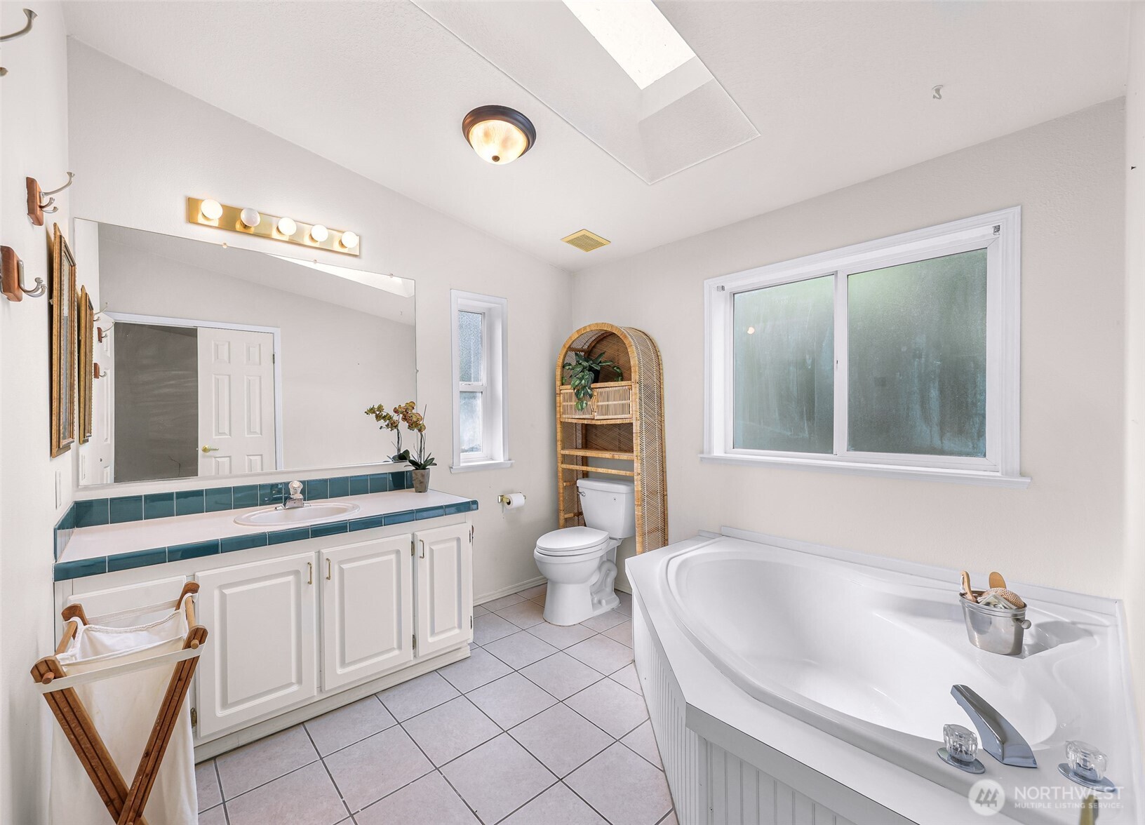 7749 Shannon Way Property Photo 16