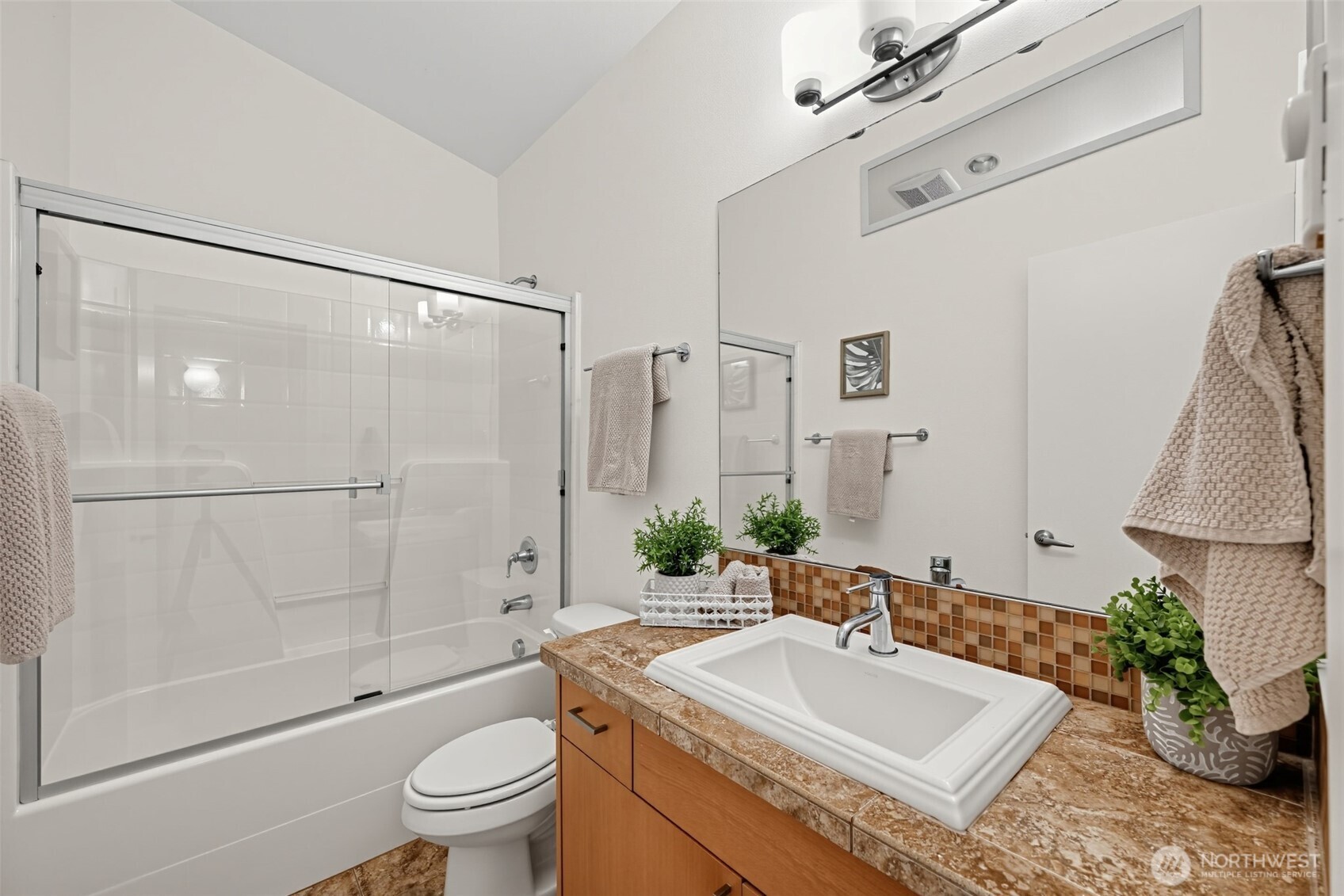 3014 Ne 140th Street B Property Photo 24