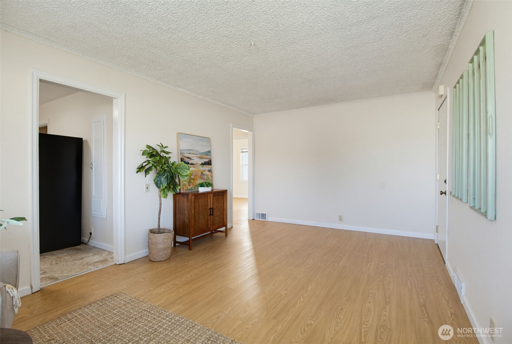 1101 8th Street Property Photo 9