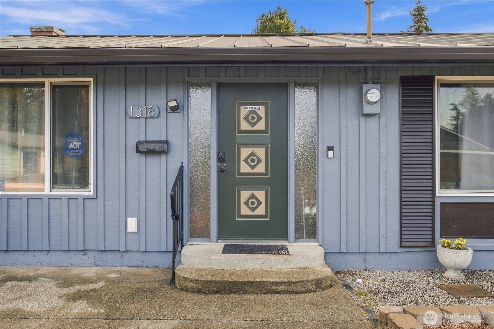 1318 28th Street Property Photo 3