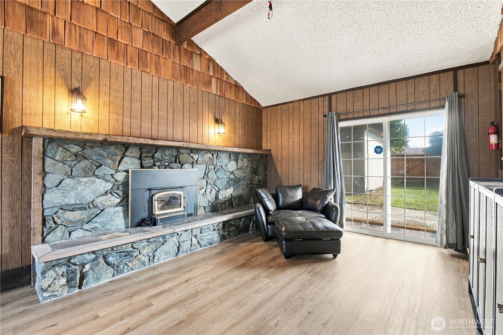 1318 28th Street Property Photo 7