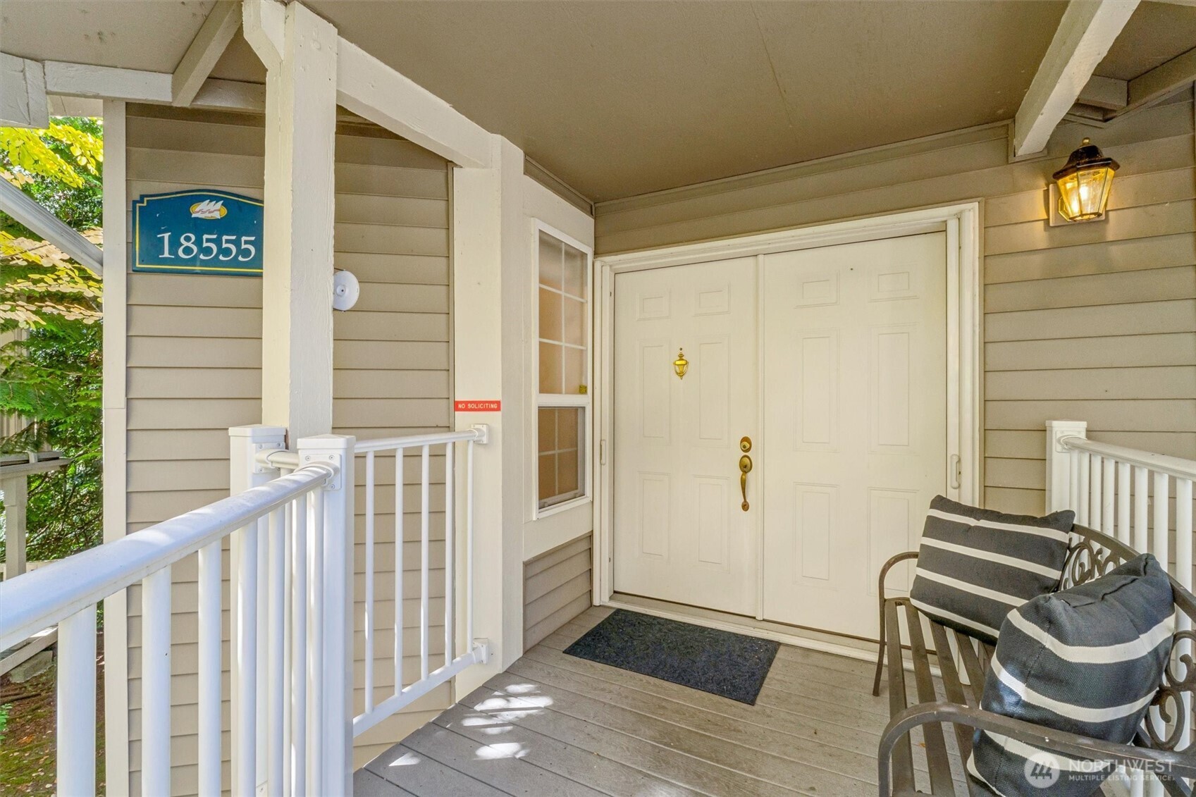 18555 Ne 57th Street 18555 Property Photo 3