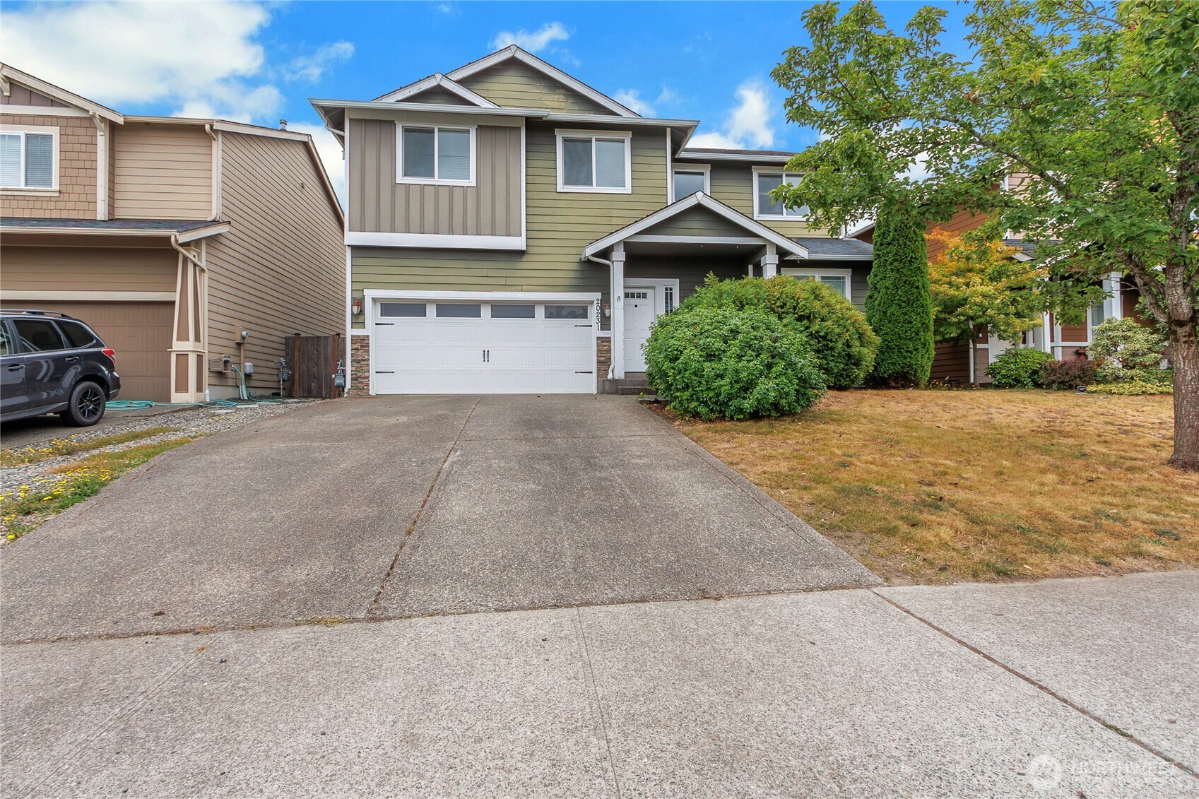 20231 40th Avenue Property Photo 1