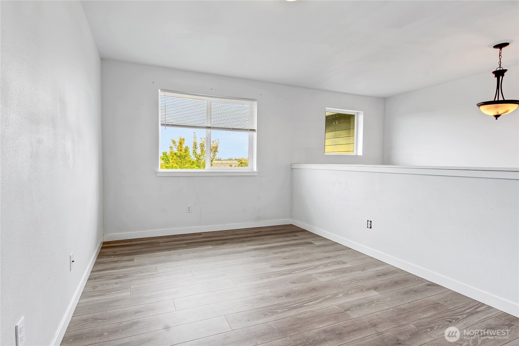 20231 40th Avenue Property Photo 12