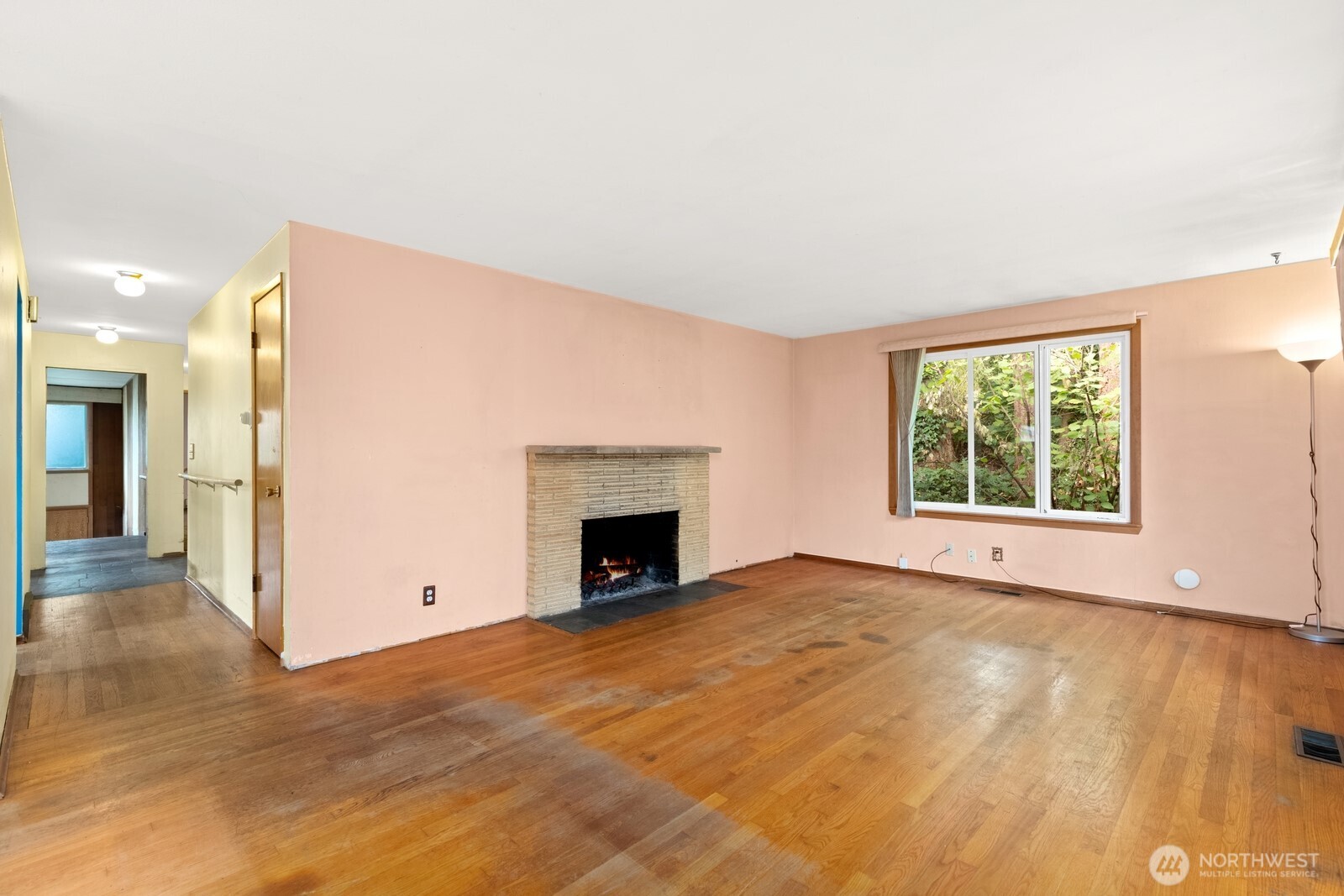 13227 14th Avenue Property Photo 5