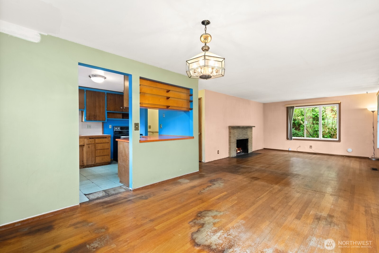 13227 14th Avenue Property Photo 9