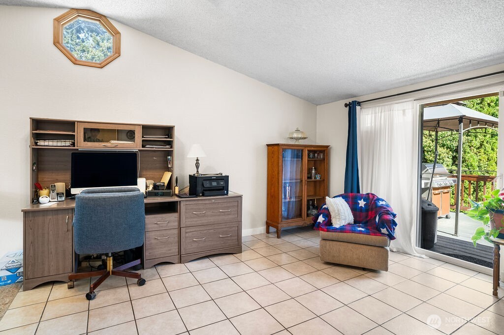 17629 72nd Avenue Property Photo 7
