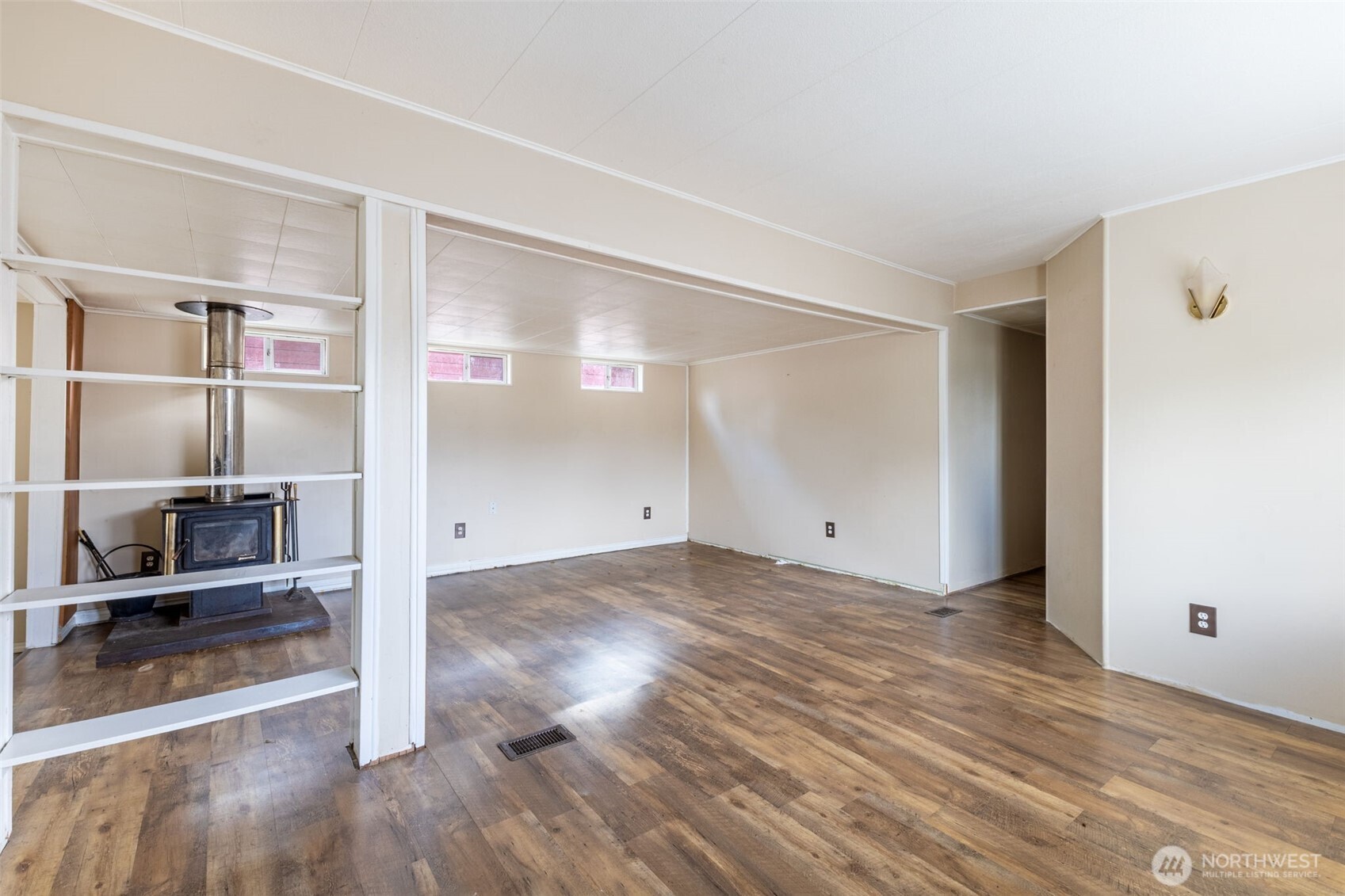 173 Division Avenue Property Photo 11