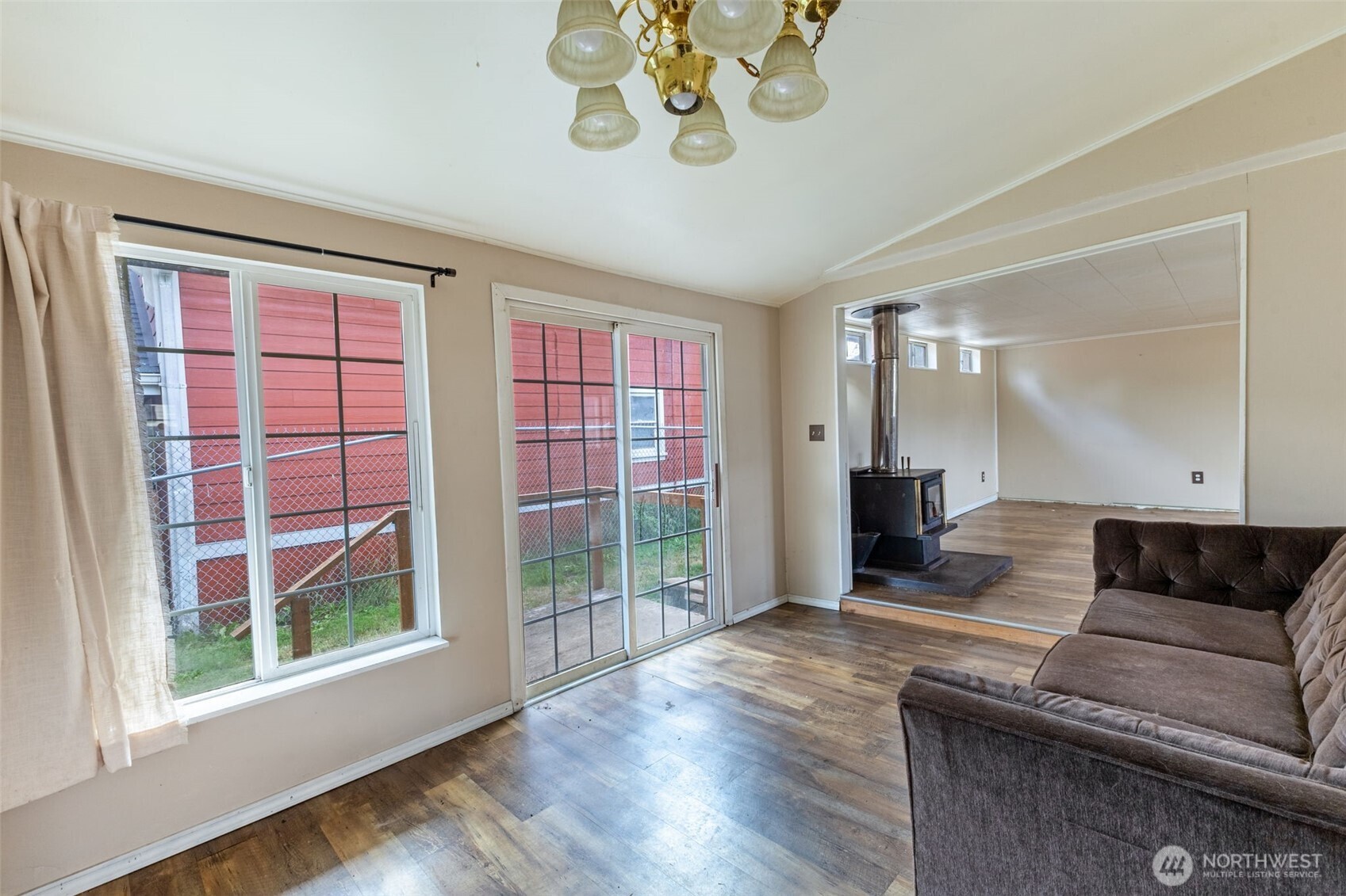 173 Division Avenue Property Photo 13