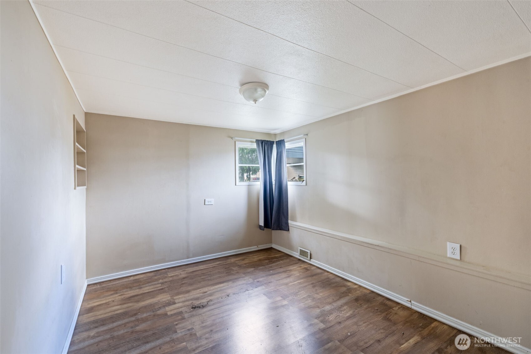 173 Division Avenue Property Photo 15