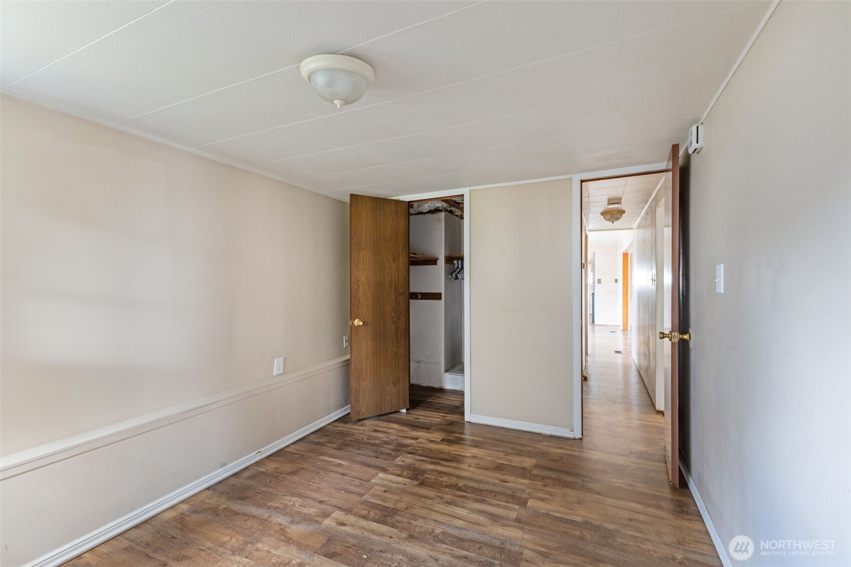 173 Division Avenue Property Photo 16