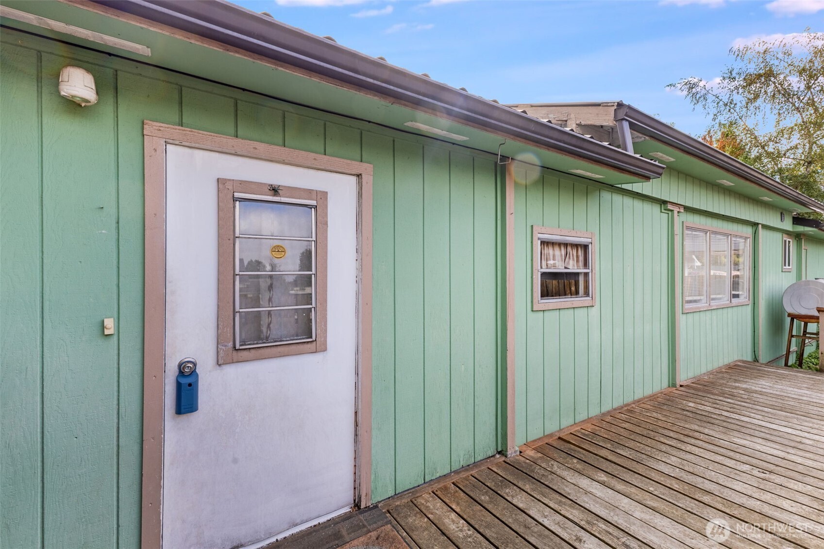173 Division Avenue Property Photo 21