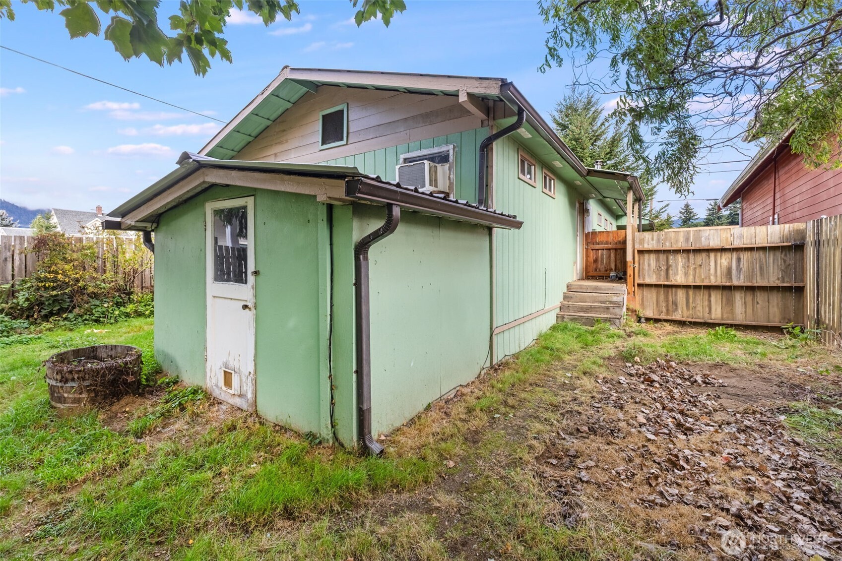 173 Division Avenue Property Photo 26