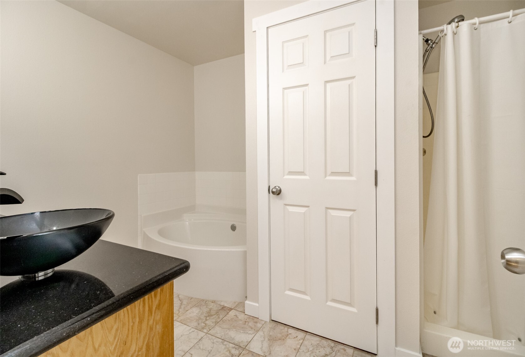 7804 207th Street Property Photo 14