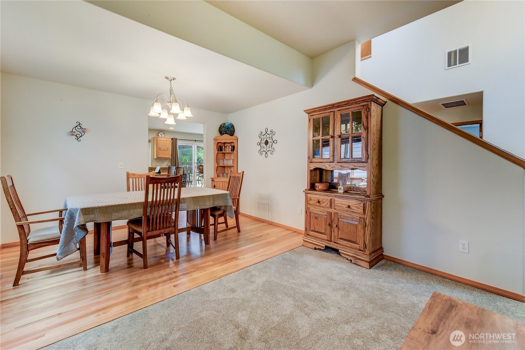 806 Darwins Way Property Photo 6