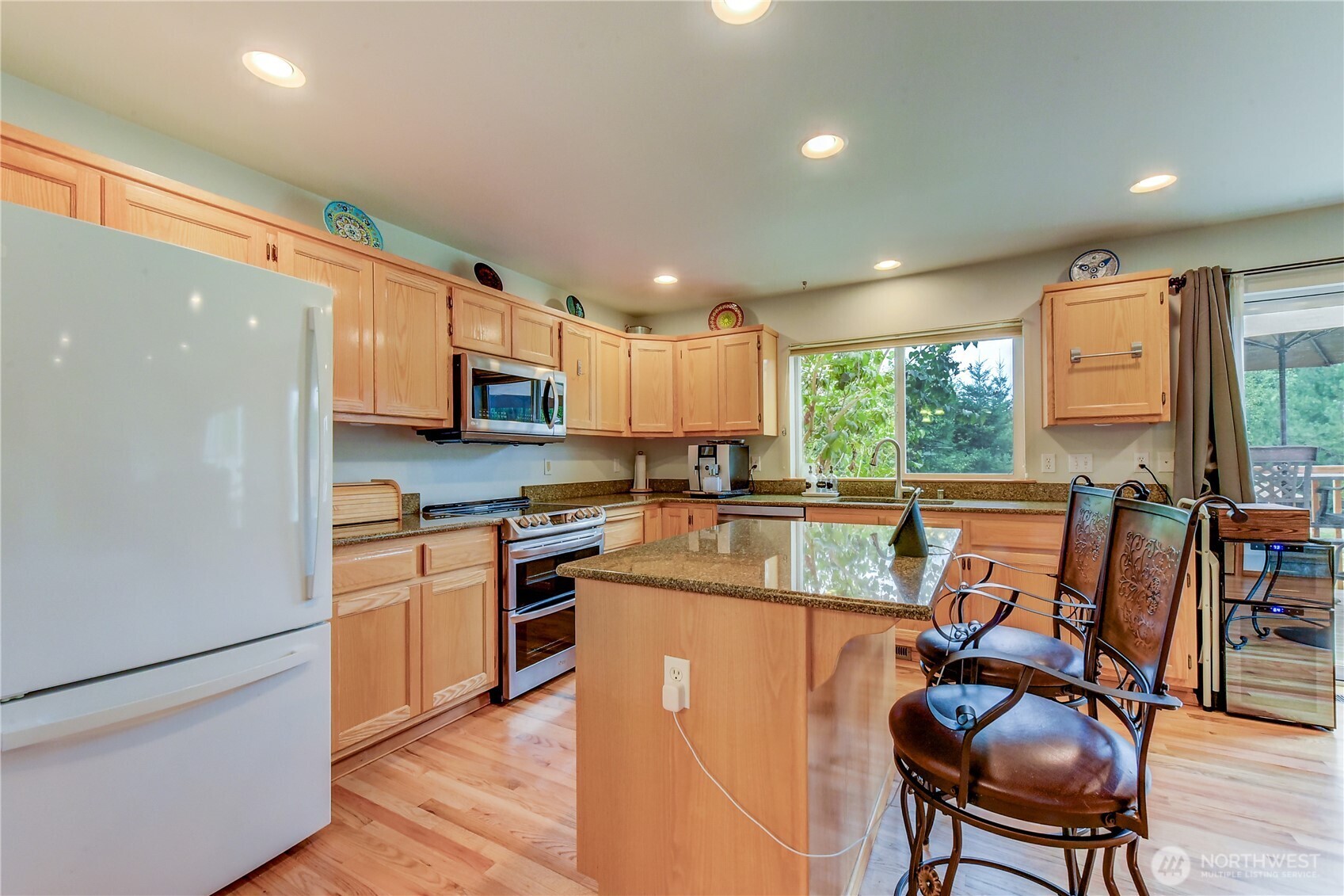 806 Darwins Way Property Photo 8