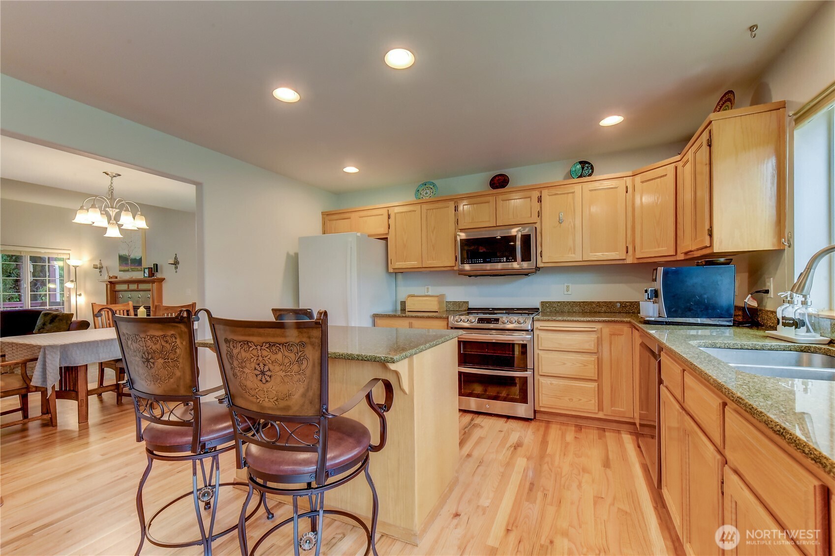 806 Darwins Way Property Photo 10