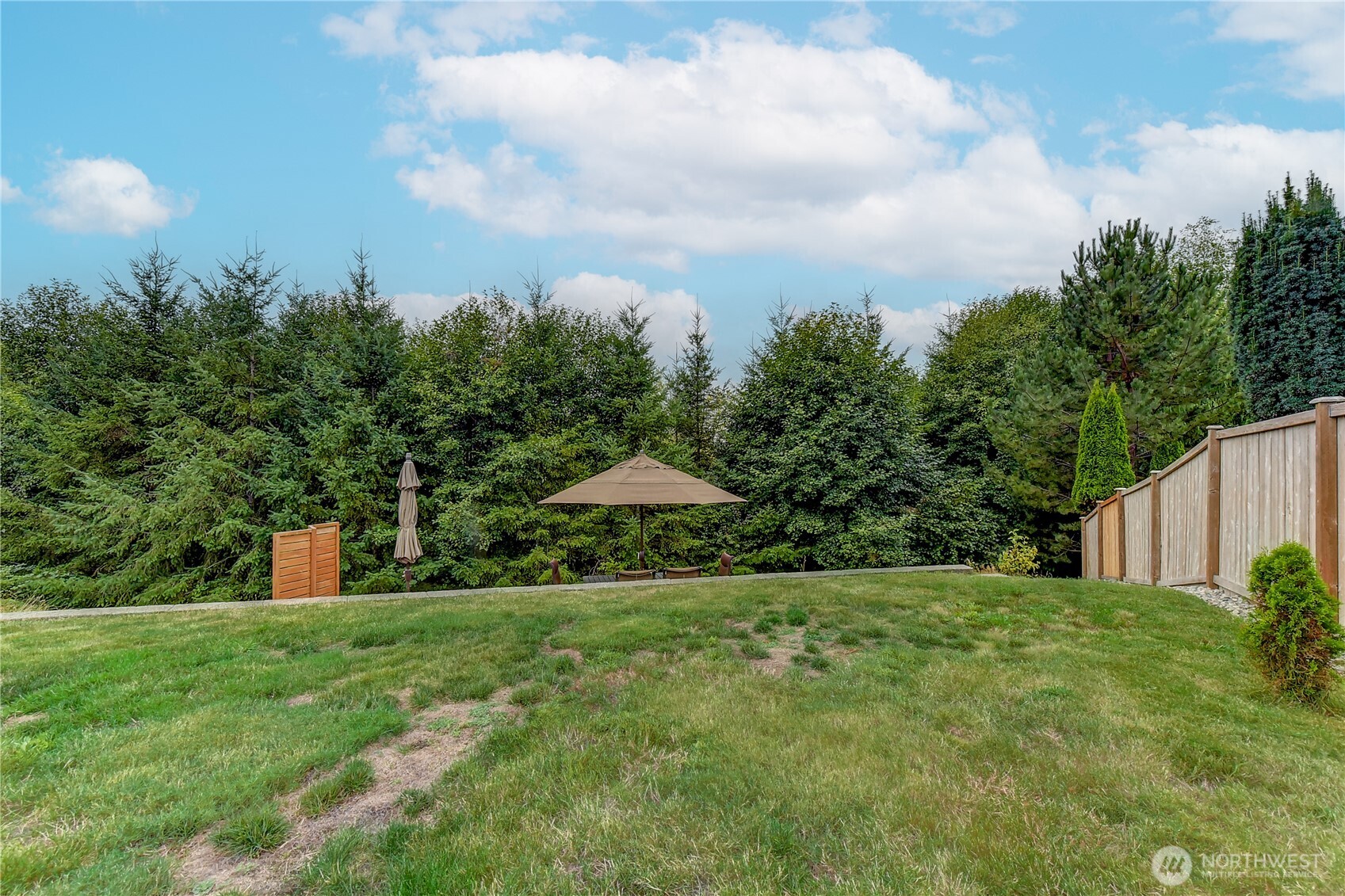 806 Darwins Way Property Photo 33