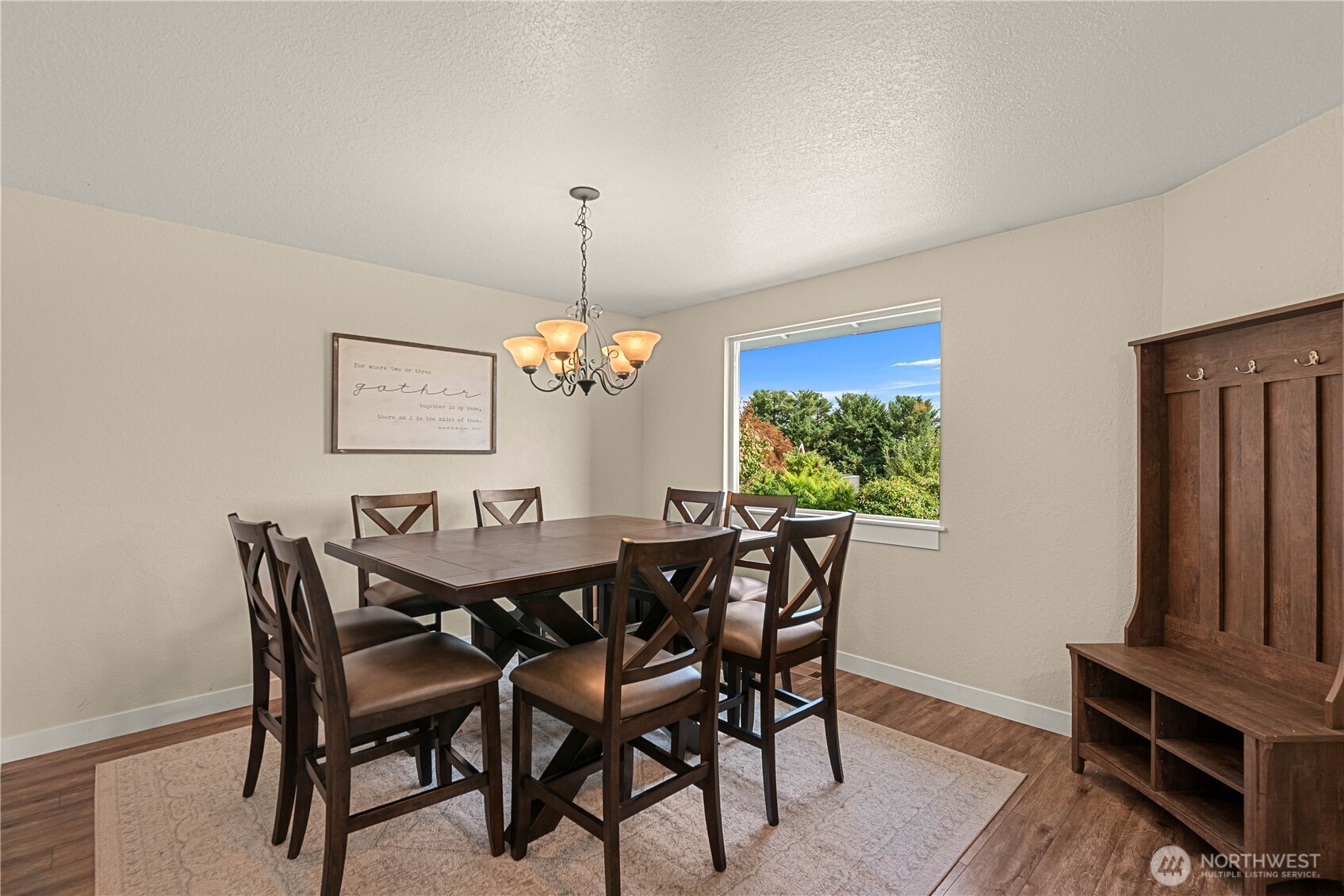 1920 Emerald Place Property Photo 12