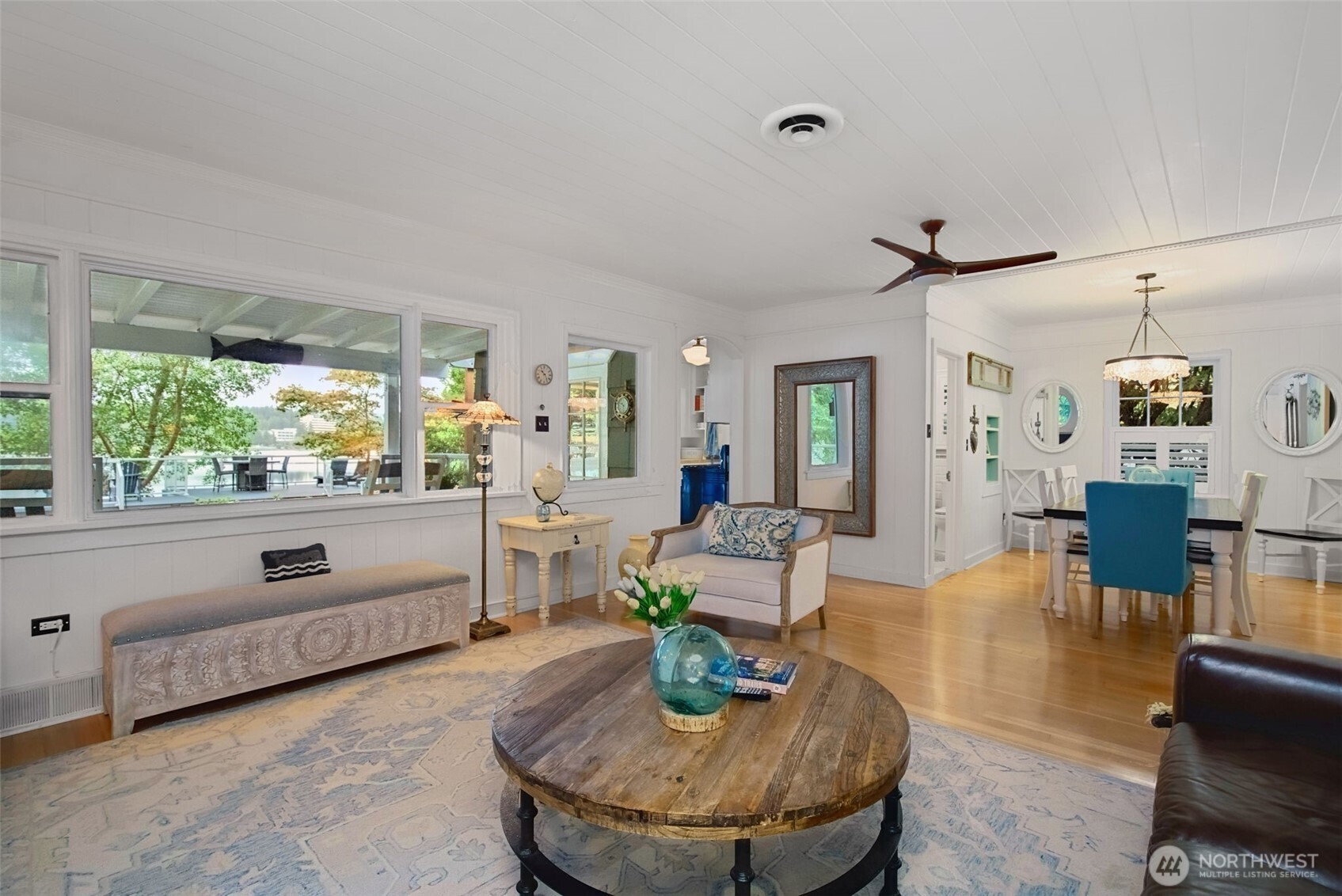 2775 Marine Drive Property Photo 5