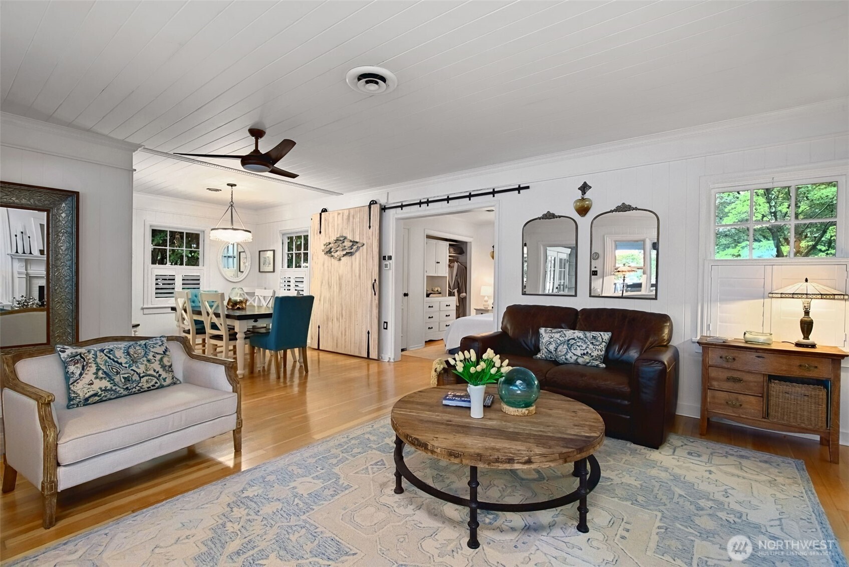 2775 Marine Drive Property Photo 6