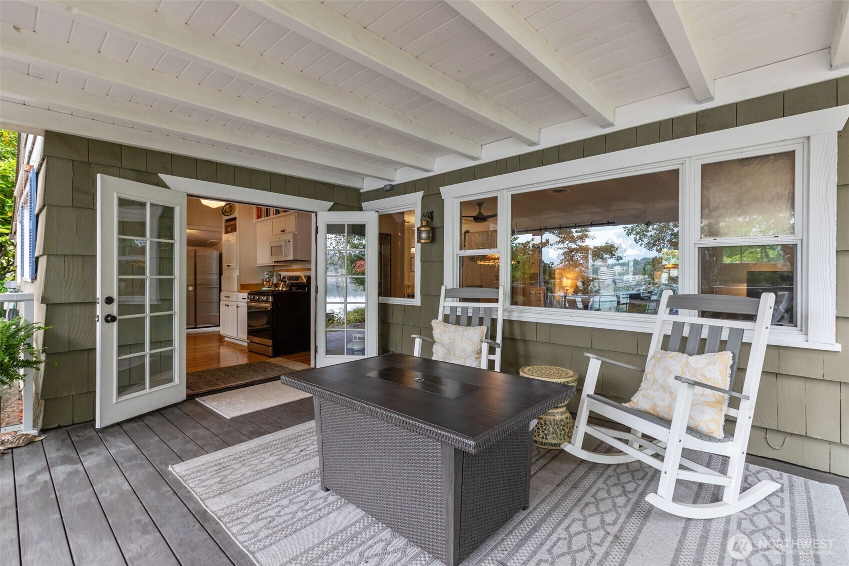 2775 Marine Drive Property Photo 14