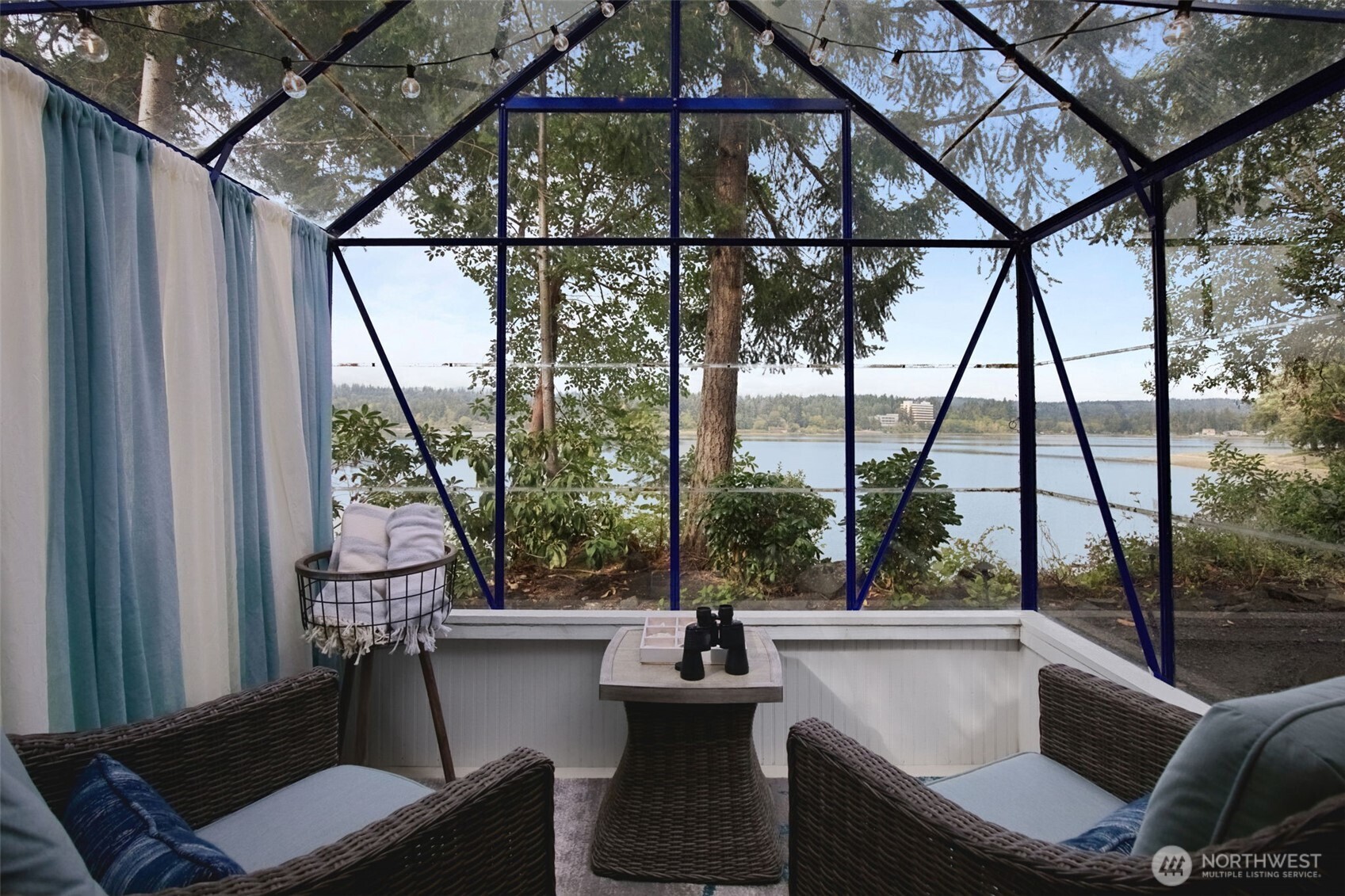 2775 Marine Drive Property Photo 19