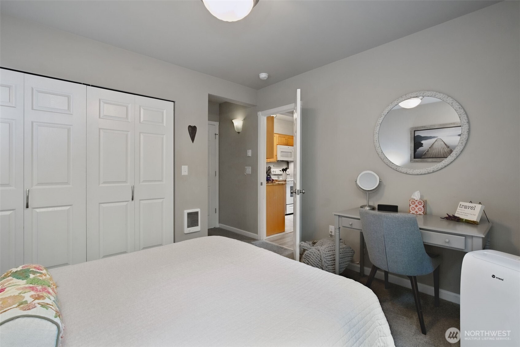 2775 Marine Drive Property Photo 29