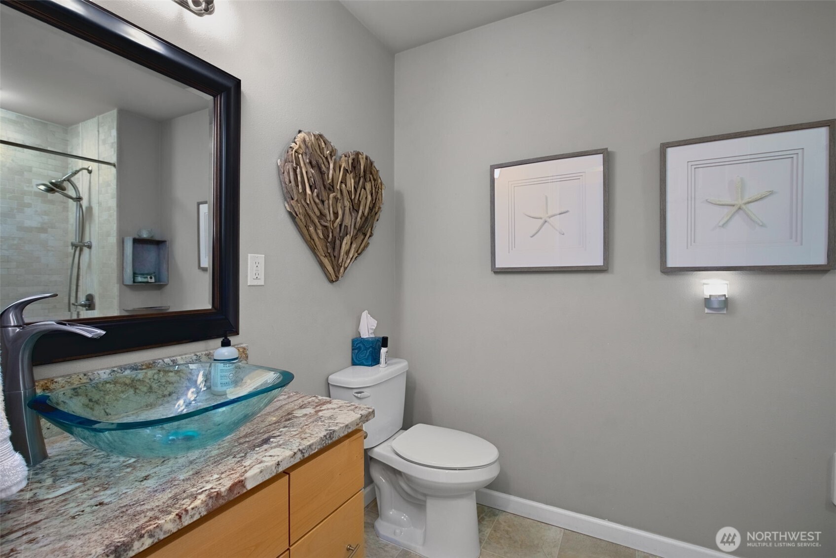 2775 Marine Drive Property Photo 30