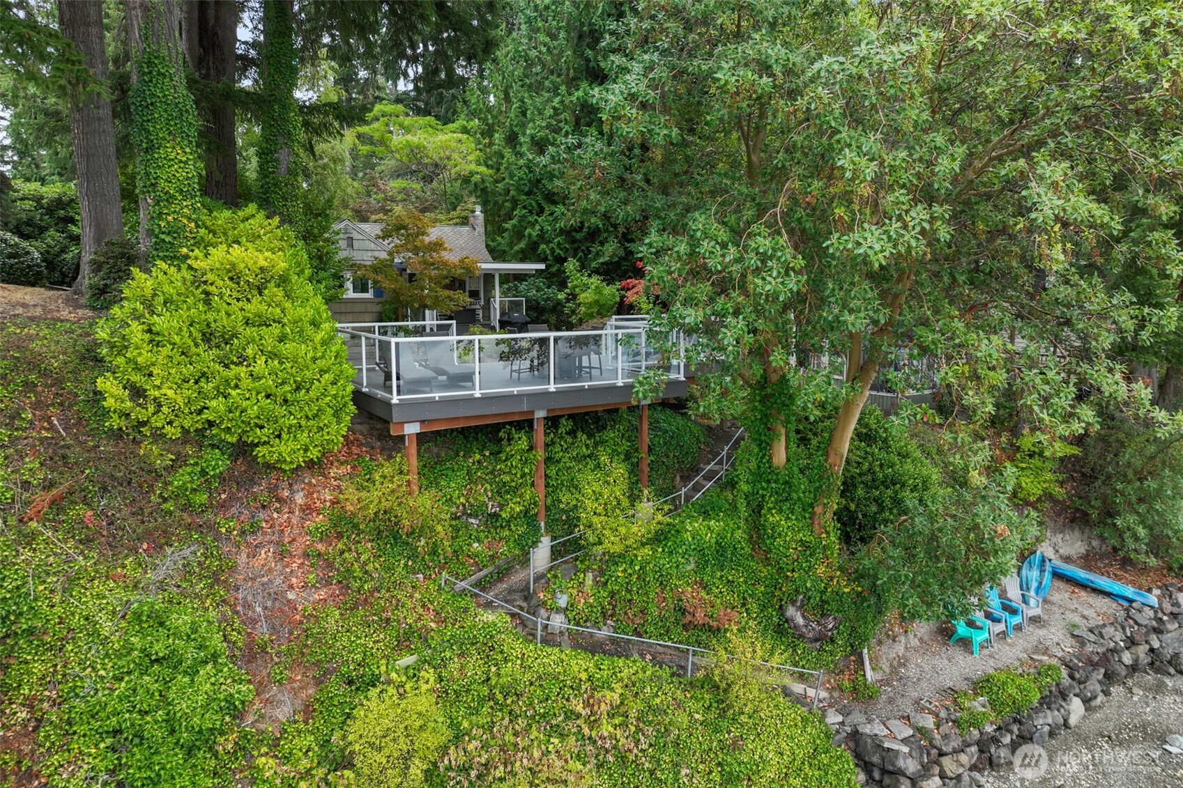2775 Marine Drive Property Photo 36