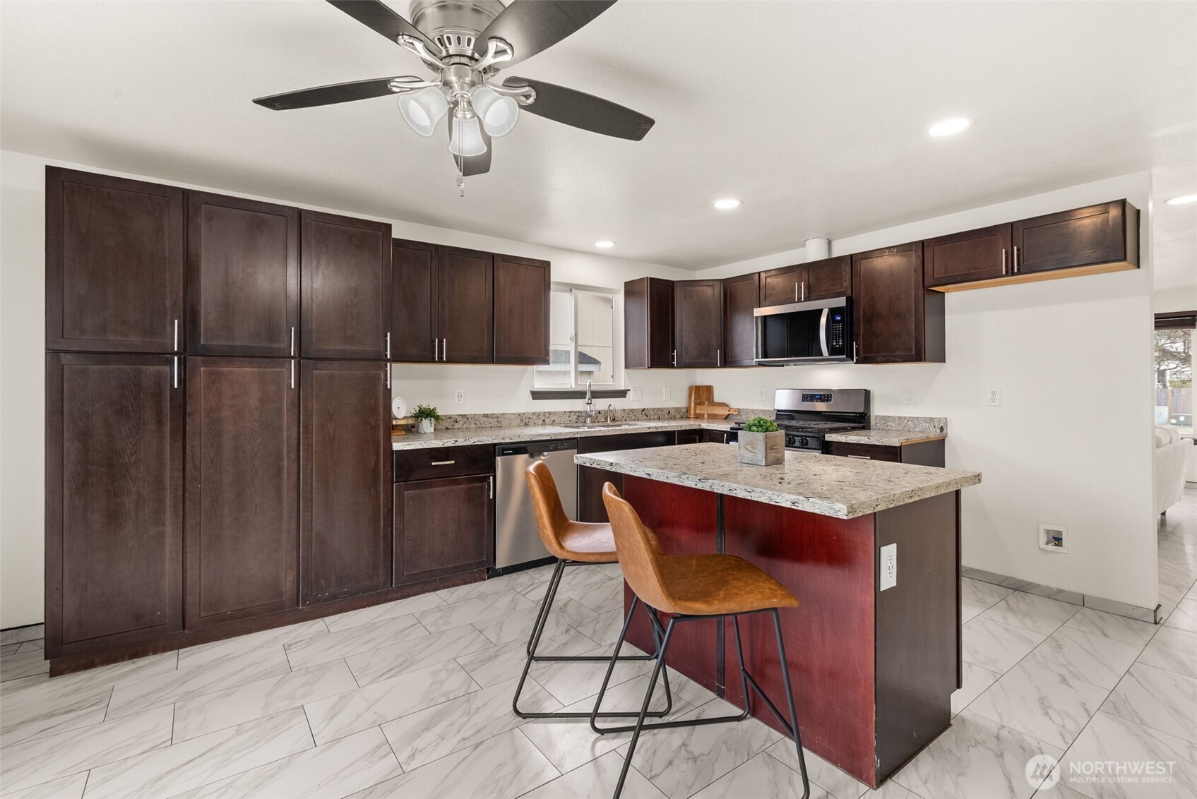 1305 Nunnally Avenue Property Photo 10