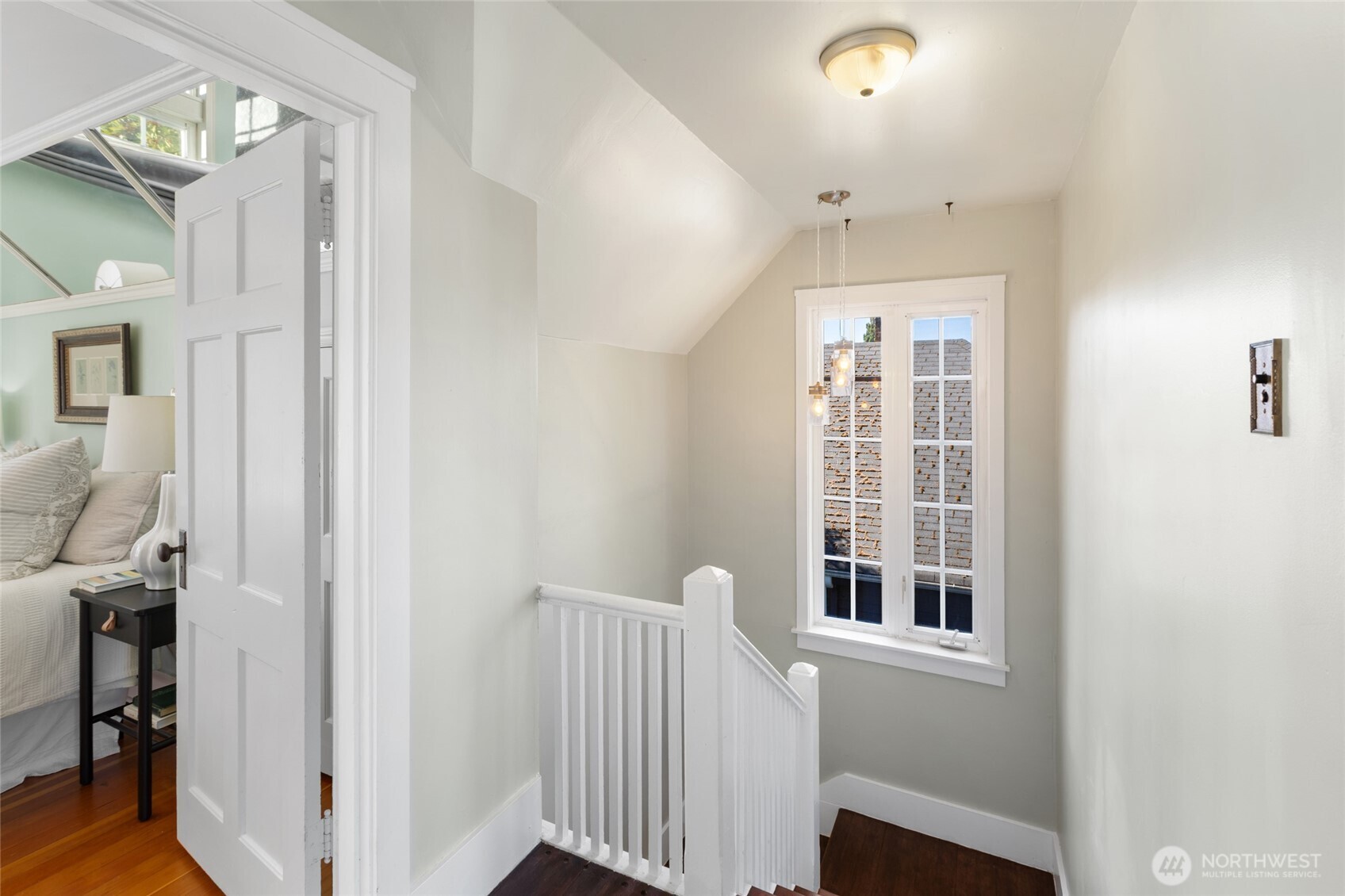 1912 Gregory Way Property Photo 20