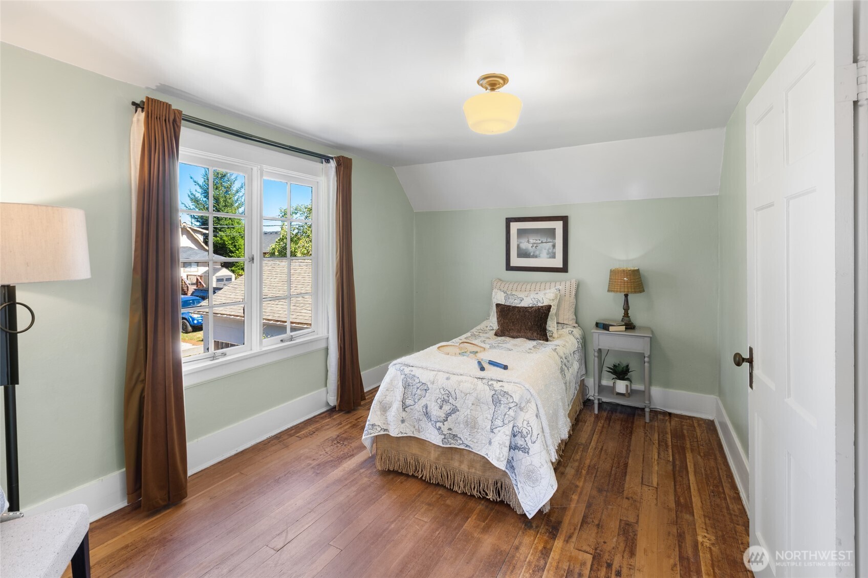 1912 Gregory Way Property Photo 23
