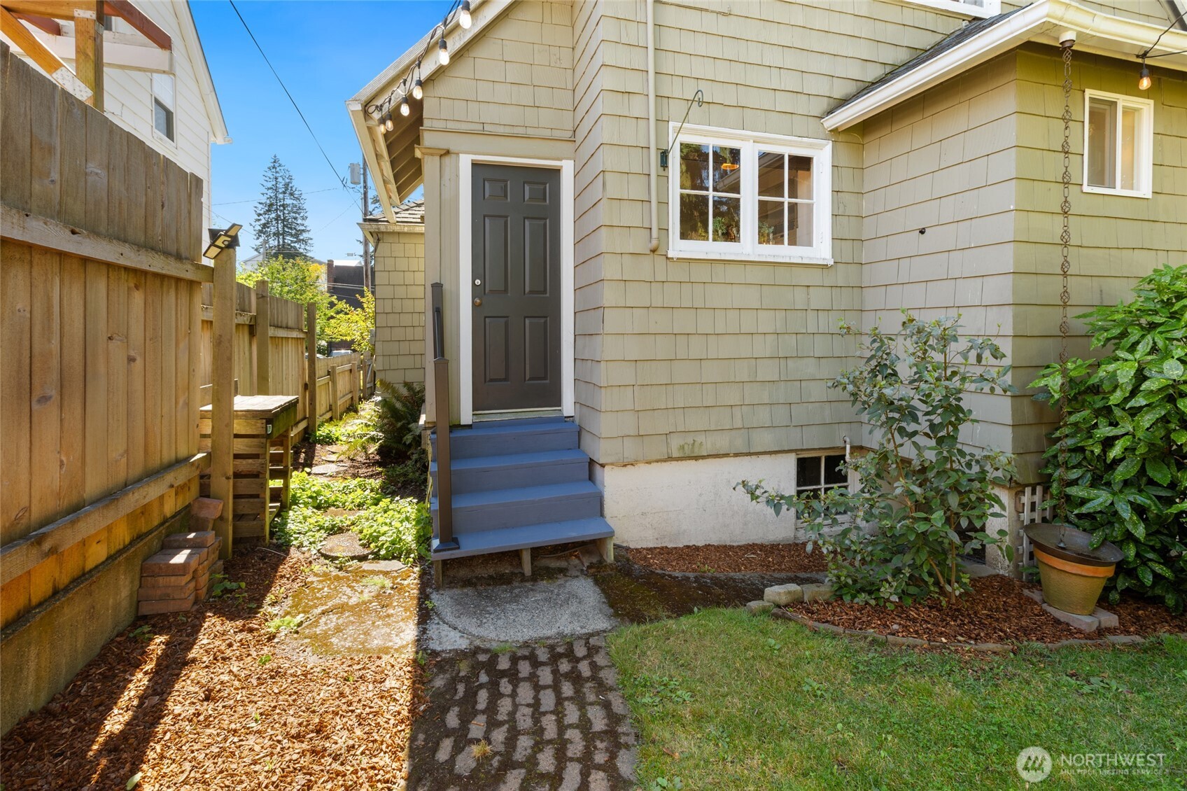 1912 Gregory Way Property Photo 33