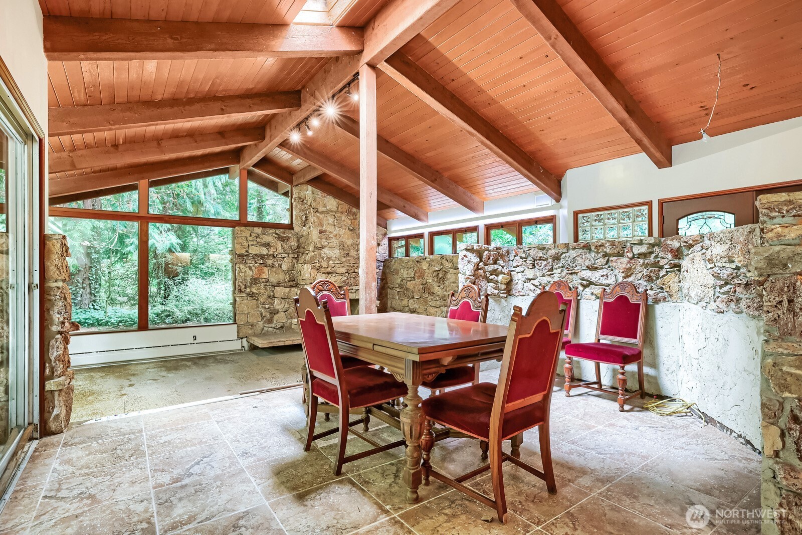 23313 Wachusett Road Property Photo 5