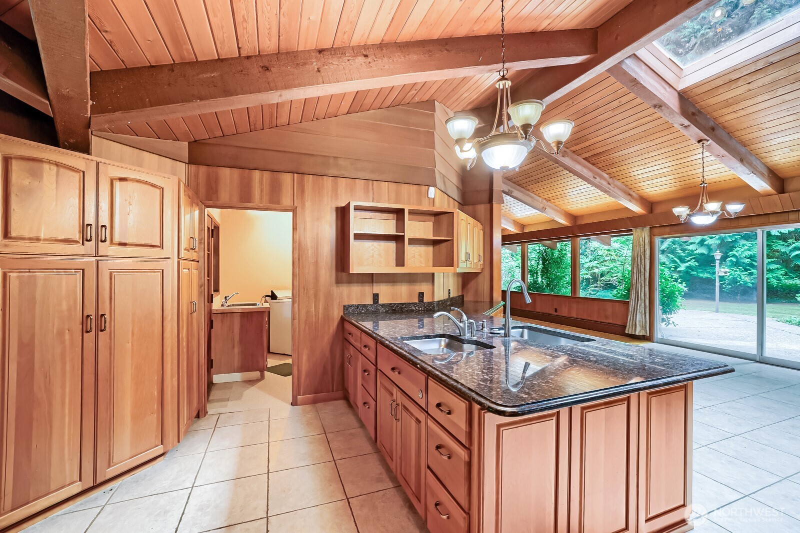 23313 Wachusett Road Property Photo 10