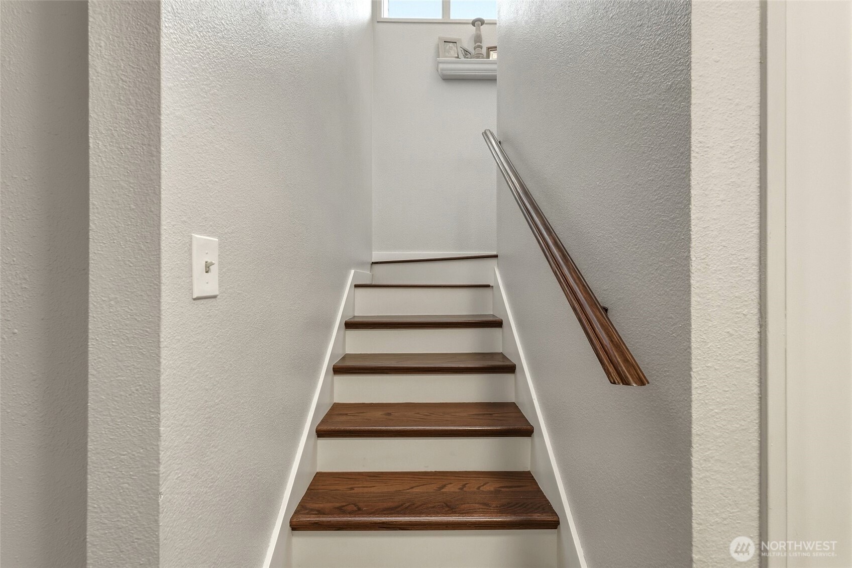 1830 Whitman Street Property Photo 17