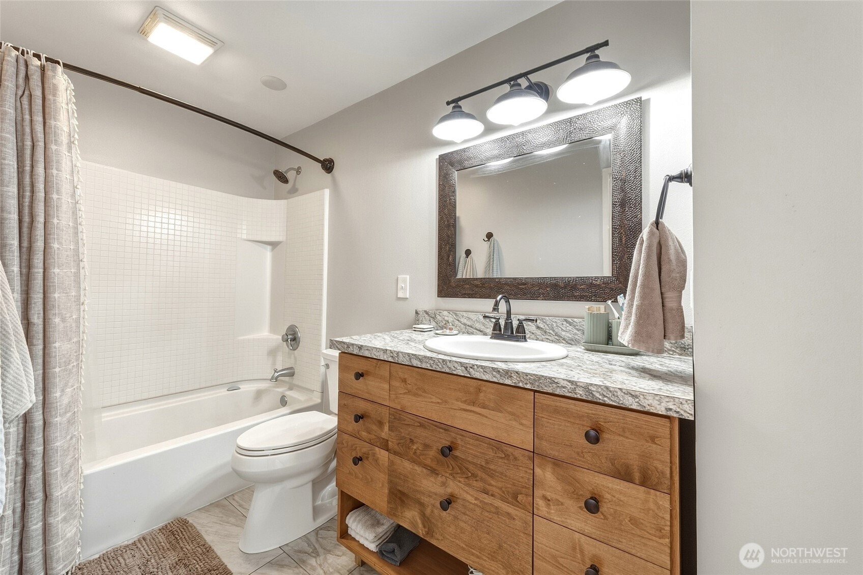 1830 Whitman Street Property Photo 29