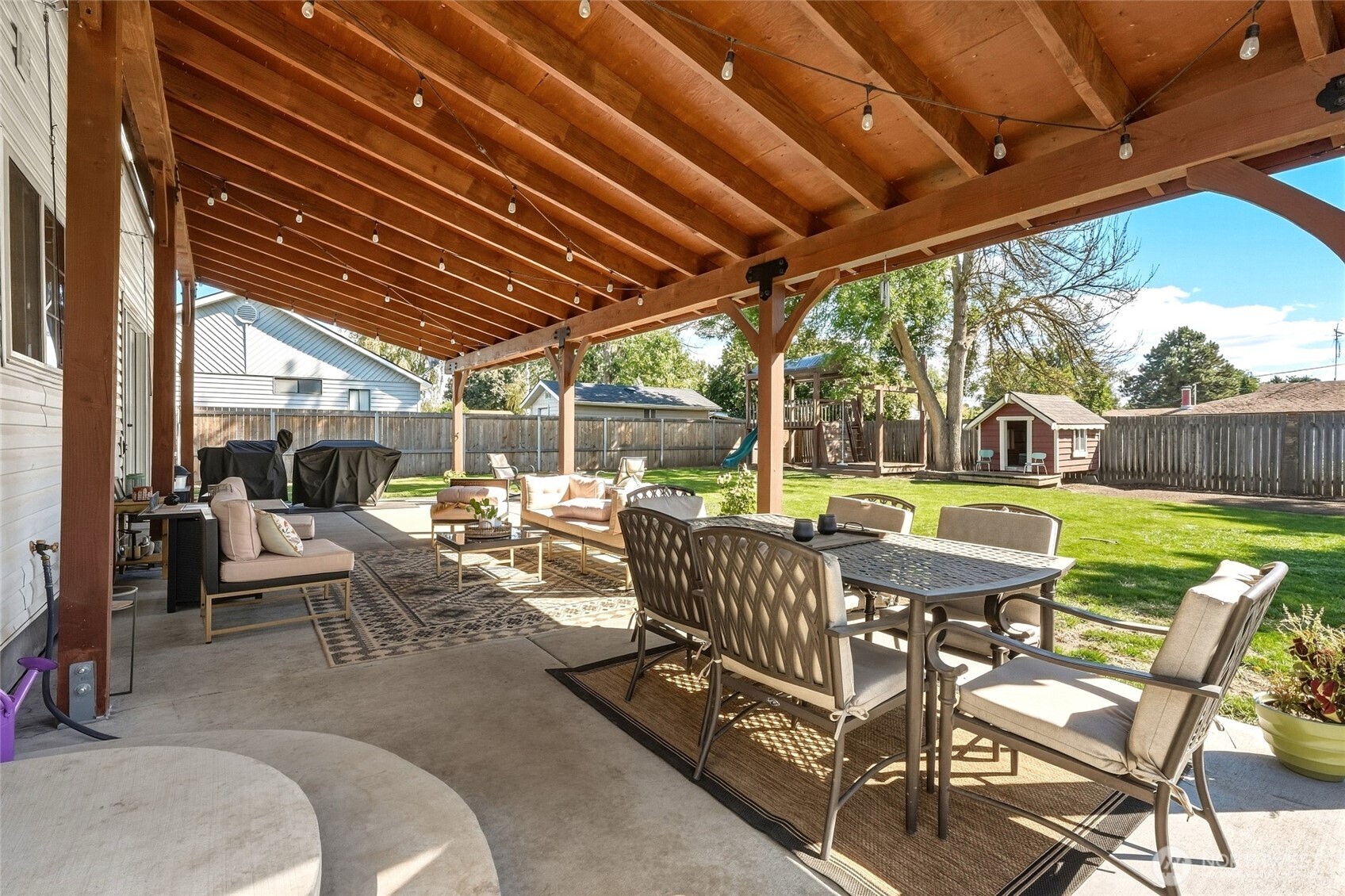 1830 Whitman Street Property Photo 35