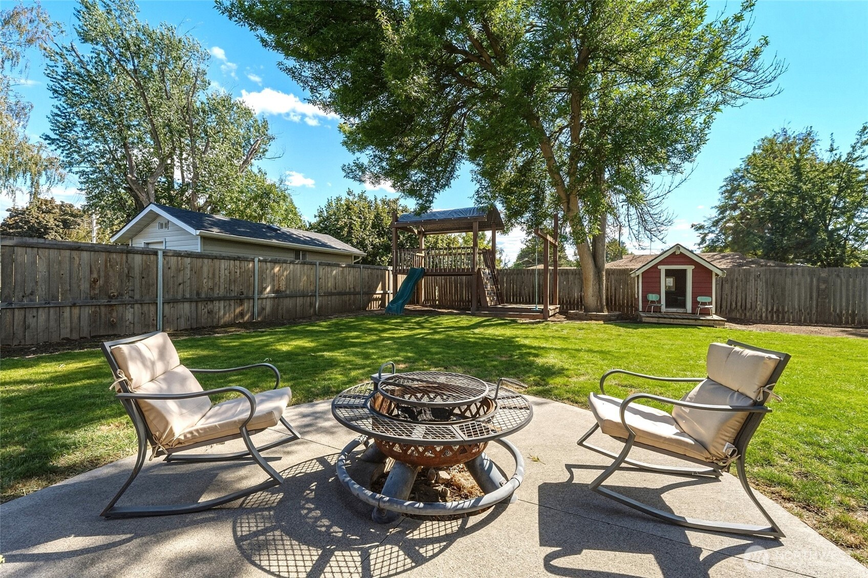 1830 Whitman Street Property Photo 37