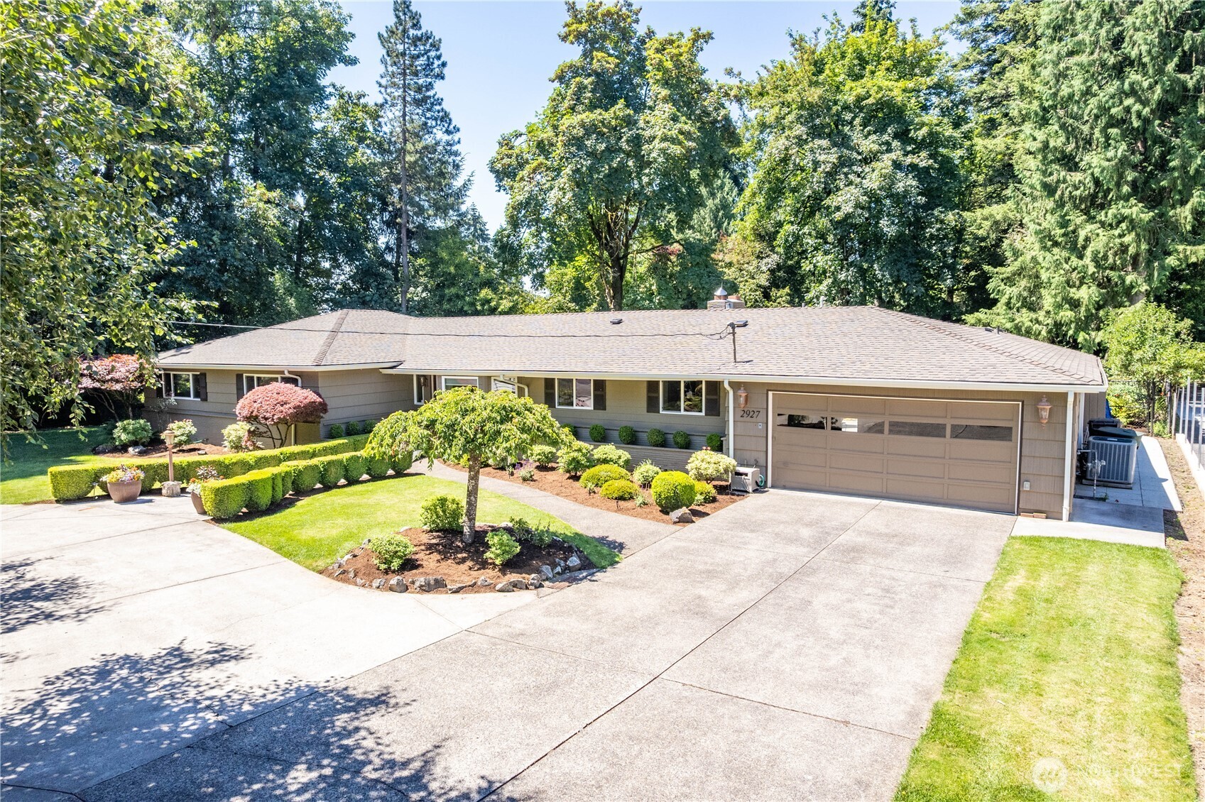 2927 Madrona Drive Property Photo 2