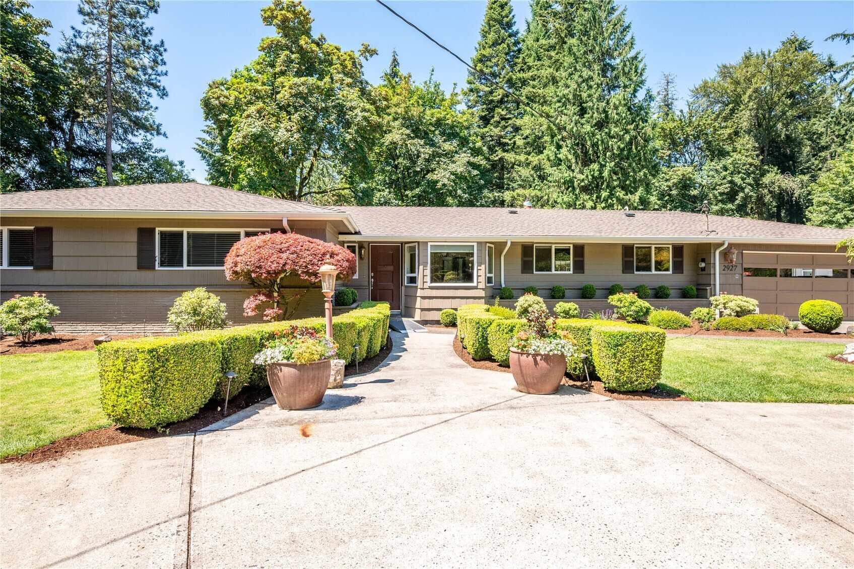 2927 Madrona Drive Property Photo 4