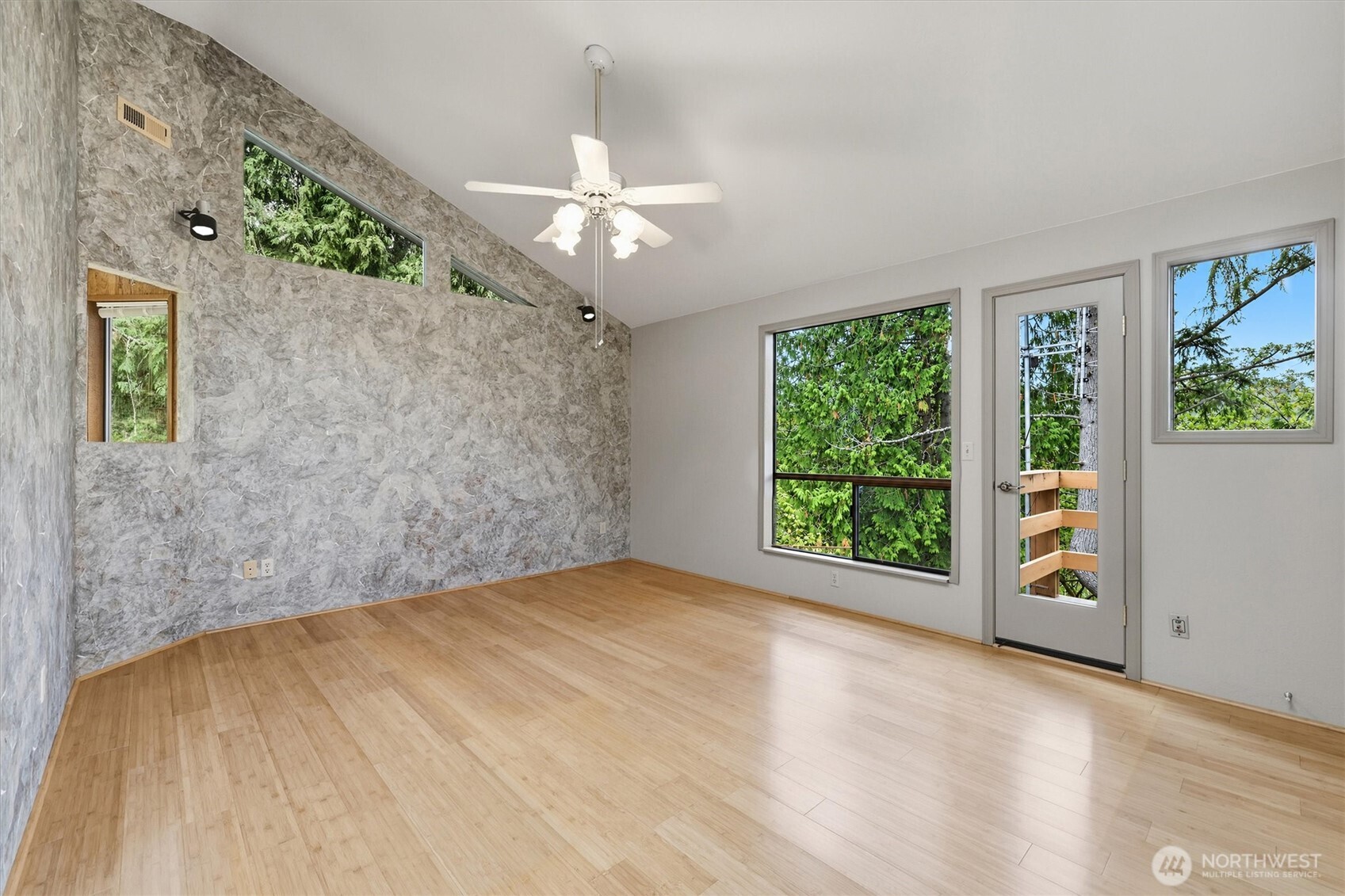 7209 Topaz Court Property Photo 18