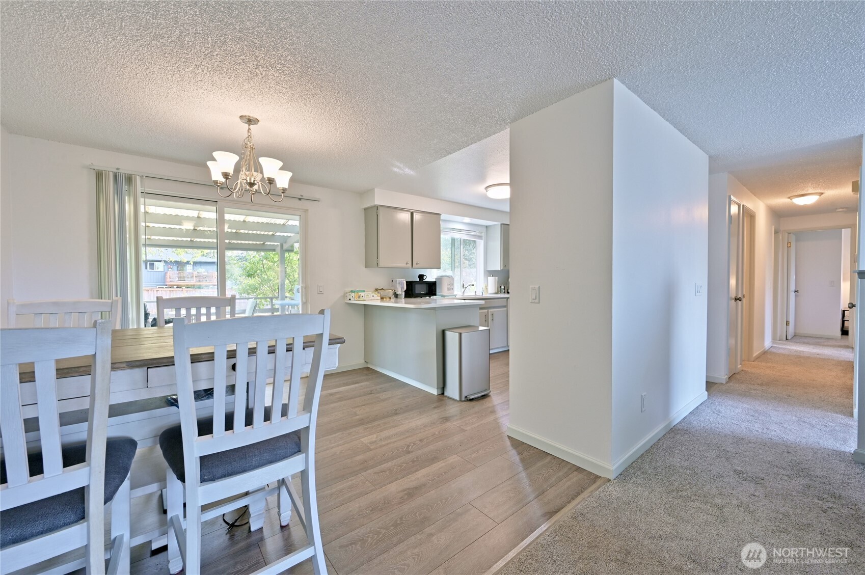 1012 E Laurel Street Property Photo 12