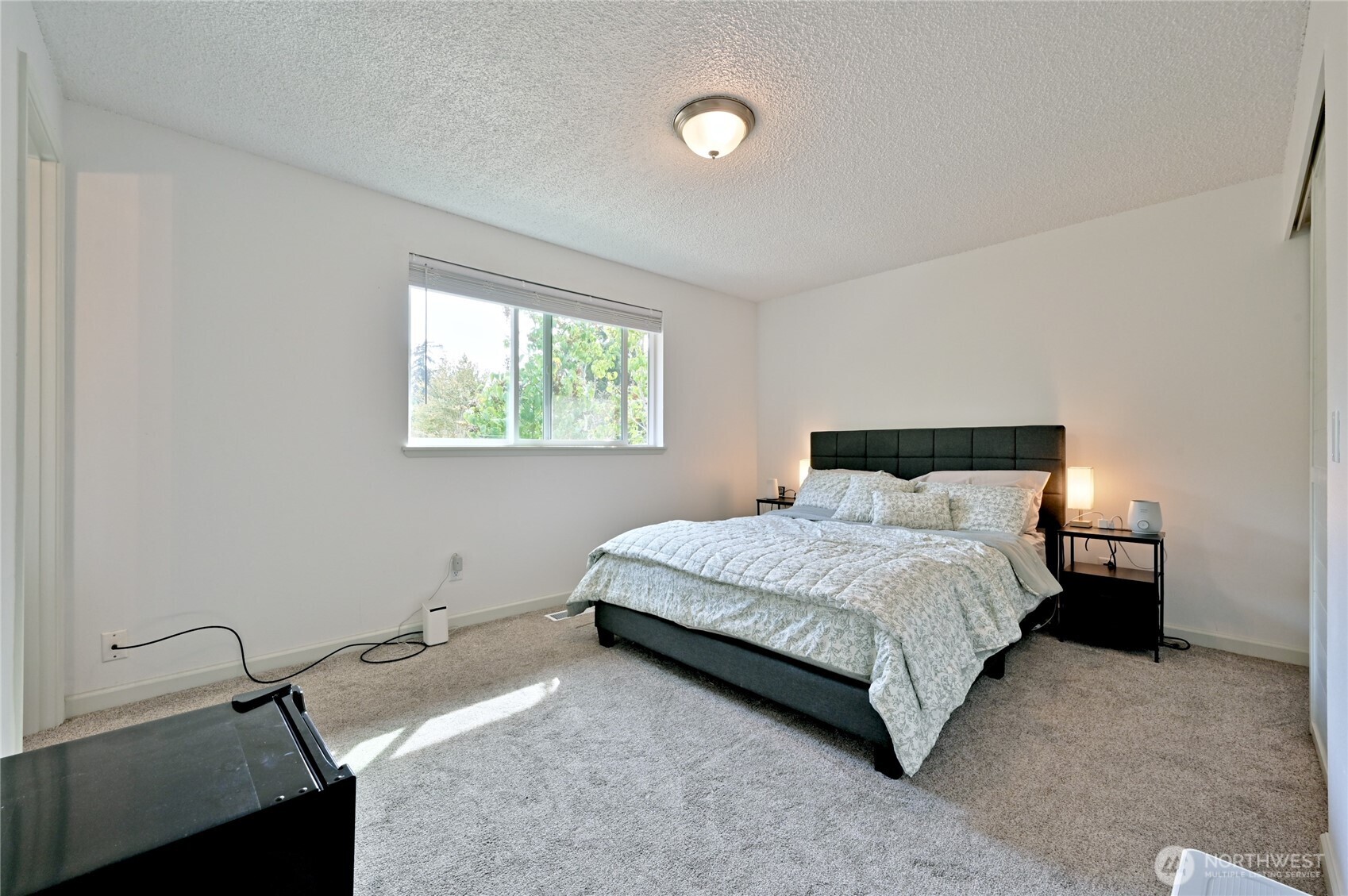 1012 E Laurel Street Property Photo 14
